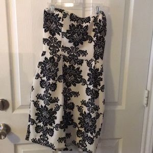 Damask Patterned Mini Dress w/ pockets